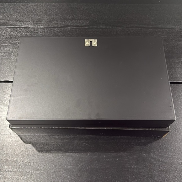 Harley-Davidson Collectible Limited Edition Tank Ornament Set - 2006 - Picture 5 of 12